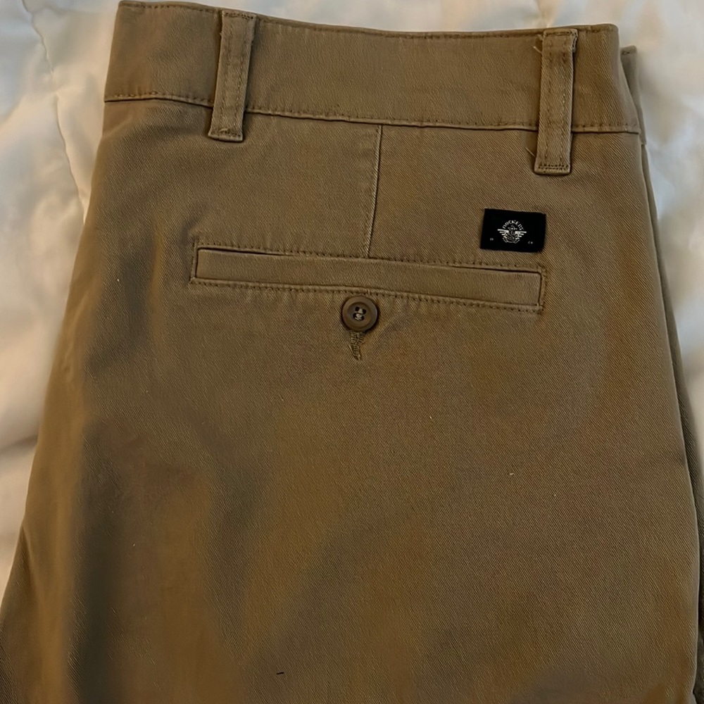 Men’s Dockers Ultimate Chino Khaki Pants 36 x 30